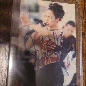 Signed Jennifer Lopez Photo - Red & Black Selena Stage Outfit Authentic